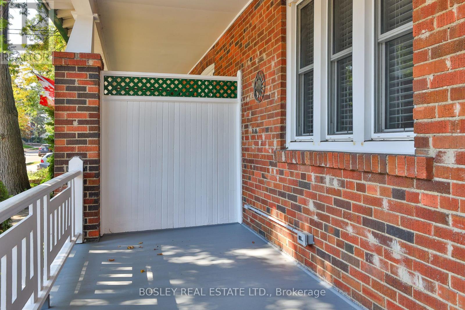 682 Hillsdale Avenue E, Toronto, Ontario  M4S 1V3 - Photo 2 - C12451140