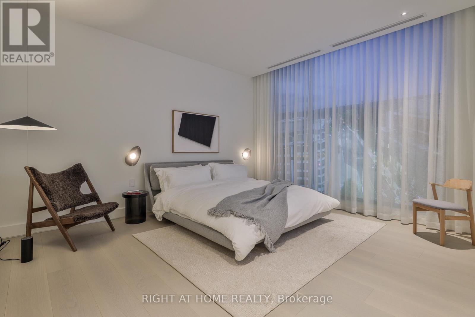 403 - 1 Roxborough Street W, Toronto, Ontario  M4W 2L4 - Photo 24 - C12451142