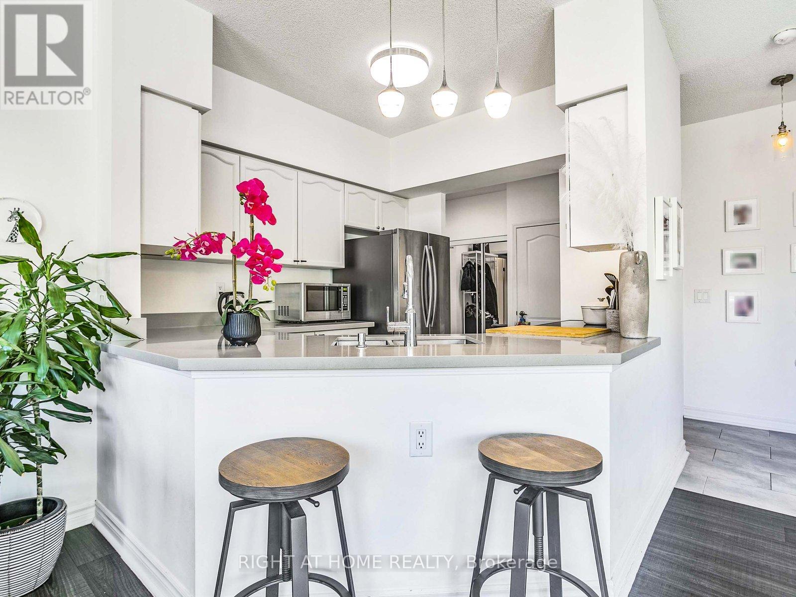 103 - 890 Sheppard Avenue W, Toronto, Ontario  M3H 6B9 - Photo 9 - C12451152