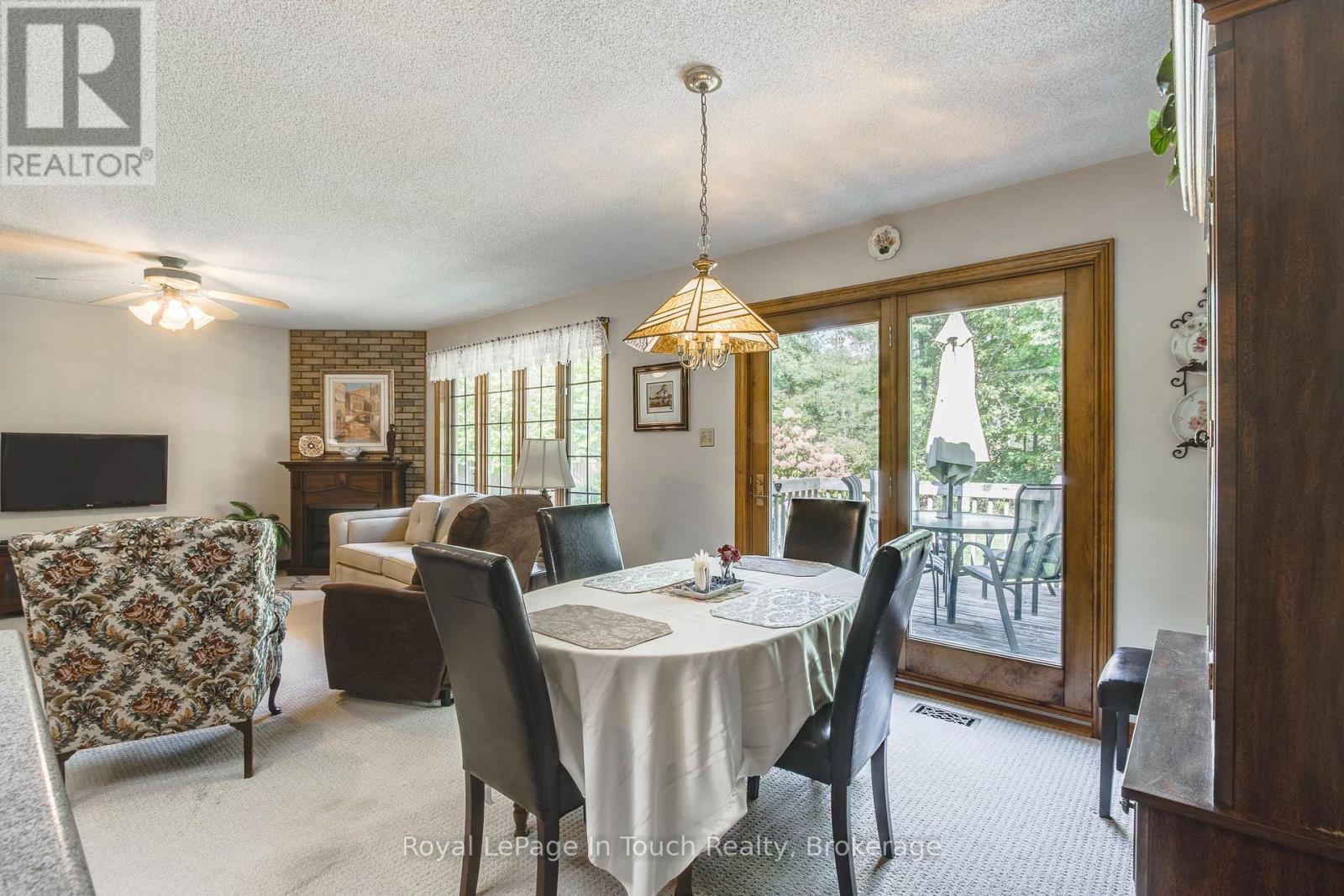 29 Mary Jane Road, Tiny, Ontario  L0L 2T0 - Photo 13 - S12451181