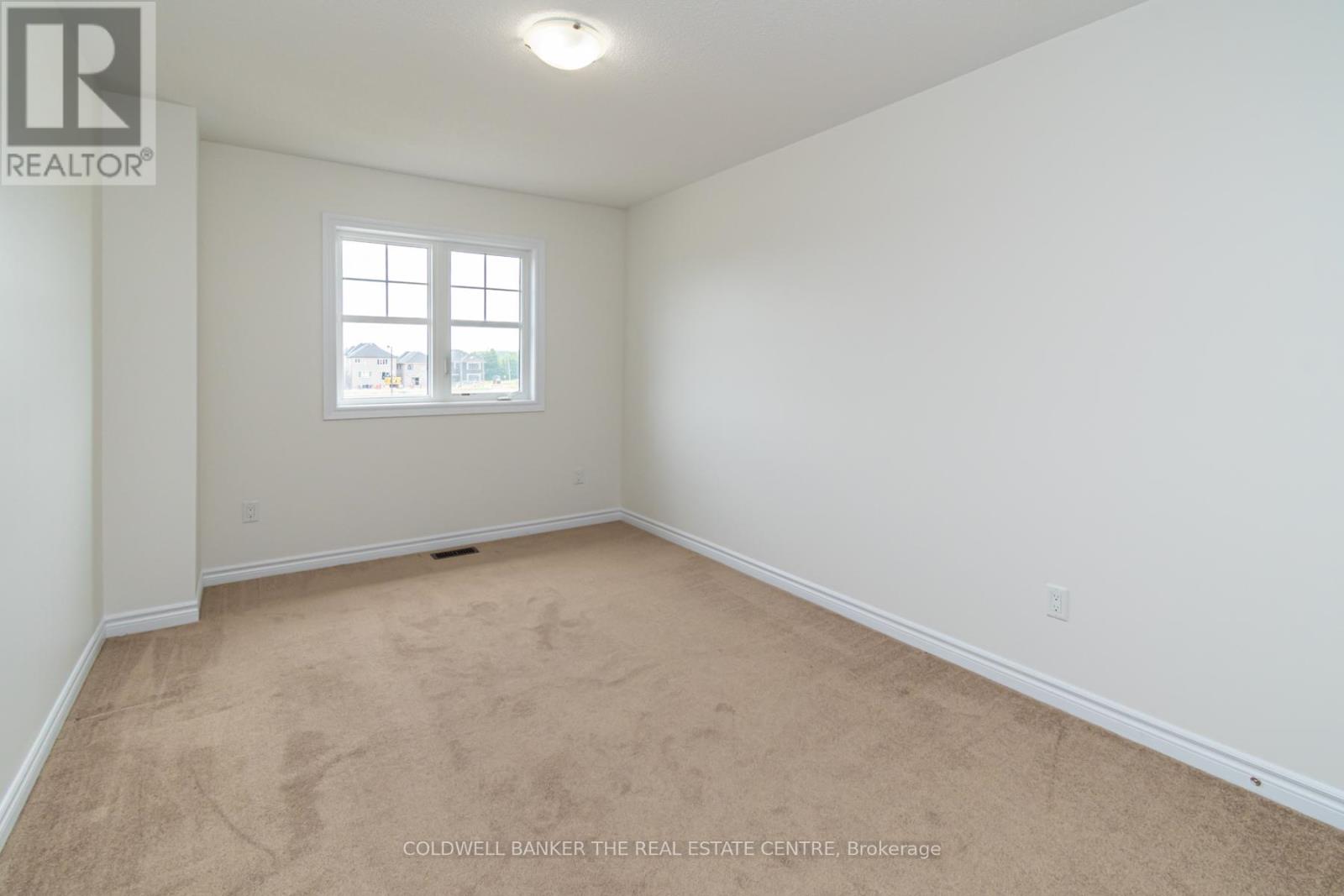 1542 Marling Street, Innisfil, Ontario  L0L 1W0 - Photo 15 - N12451143