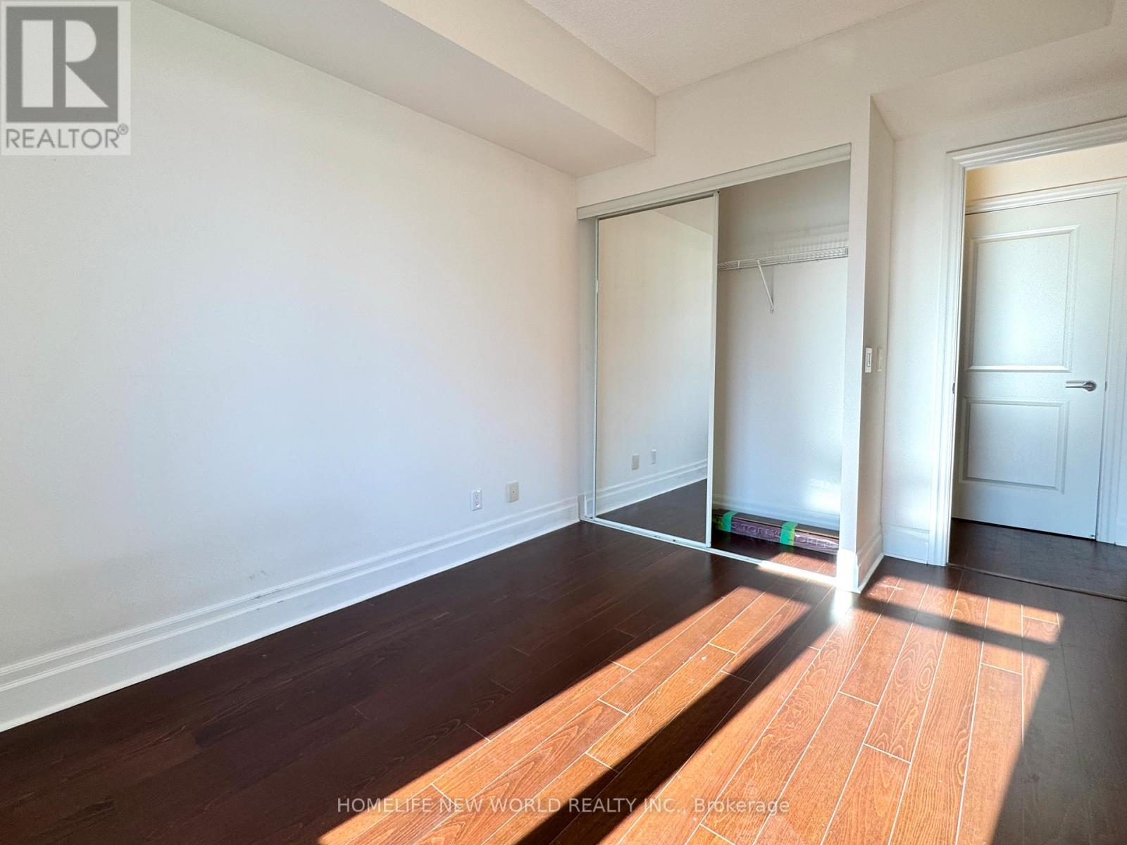 901 - 111 Upper Duke Crescent, Markham, Ontario  L6G 0C8 - Photo 4 - N12451148