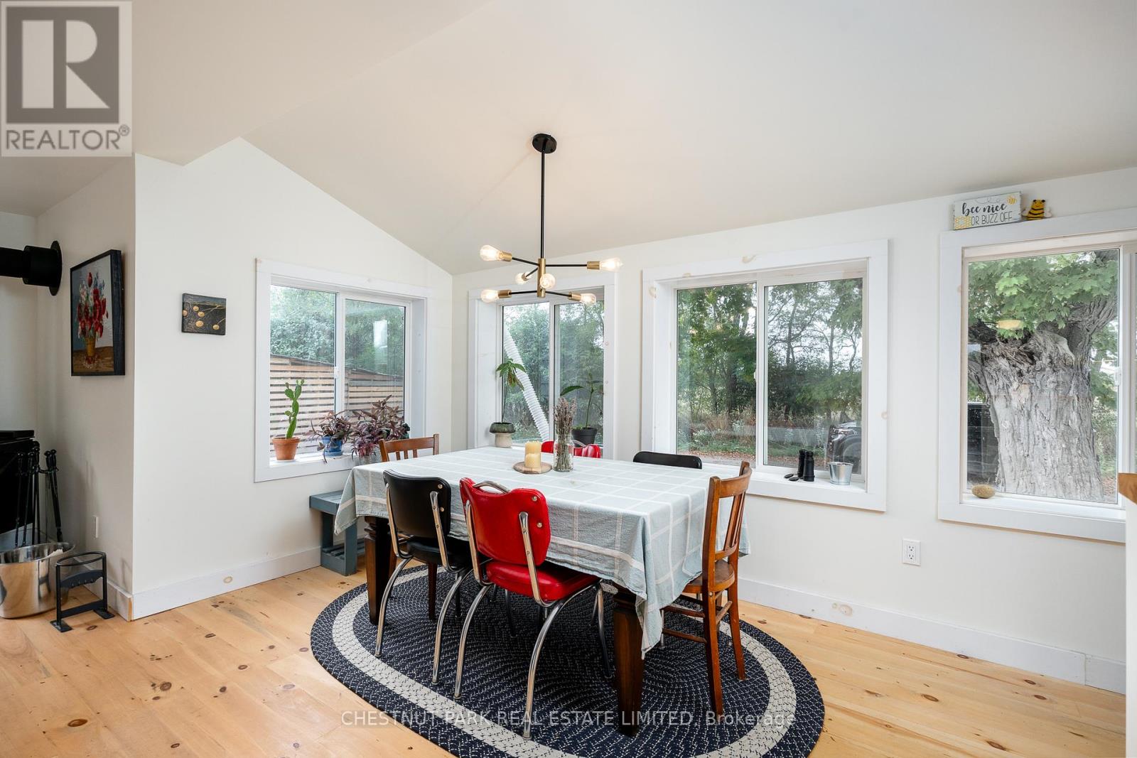 206 Stinson Block Road, Prince Edward County, Ontario  K0K 1T0 - Photo 5 - X12451170