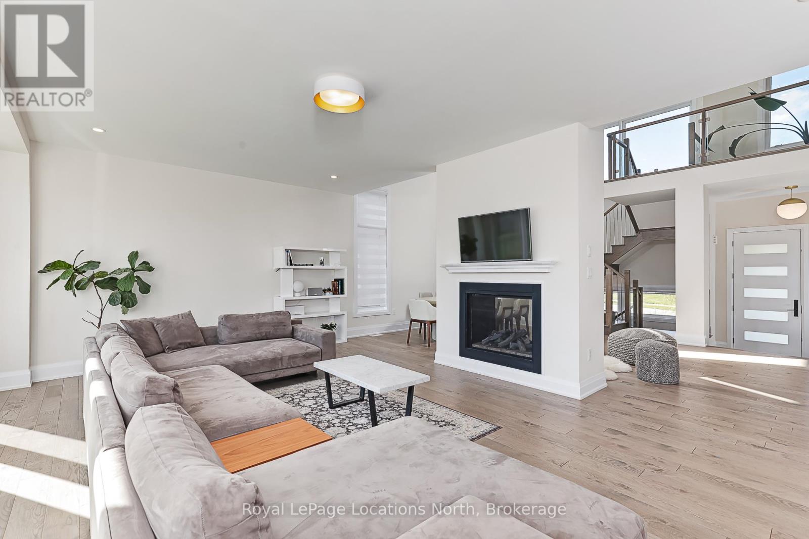 143 Springside Crescent, Blue Mountains, Ontario  L9Y 5J6 - Photo 14 - X12451159