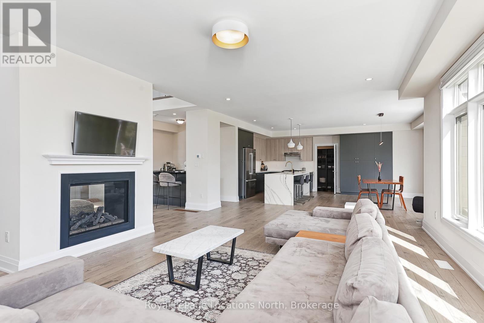143 Springside Crescent, Blue Mountains, Ontario  L9Y 5J6 - Photo 16 - X12451159