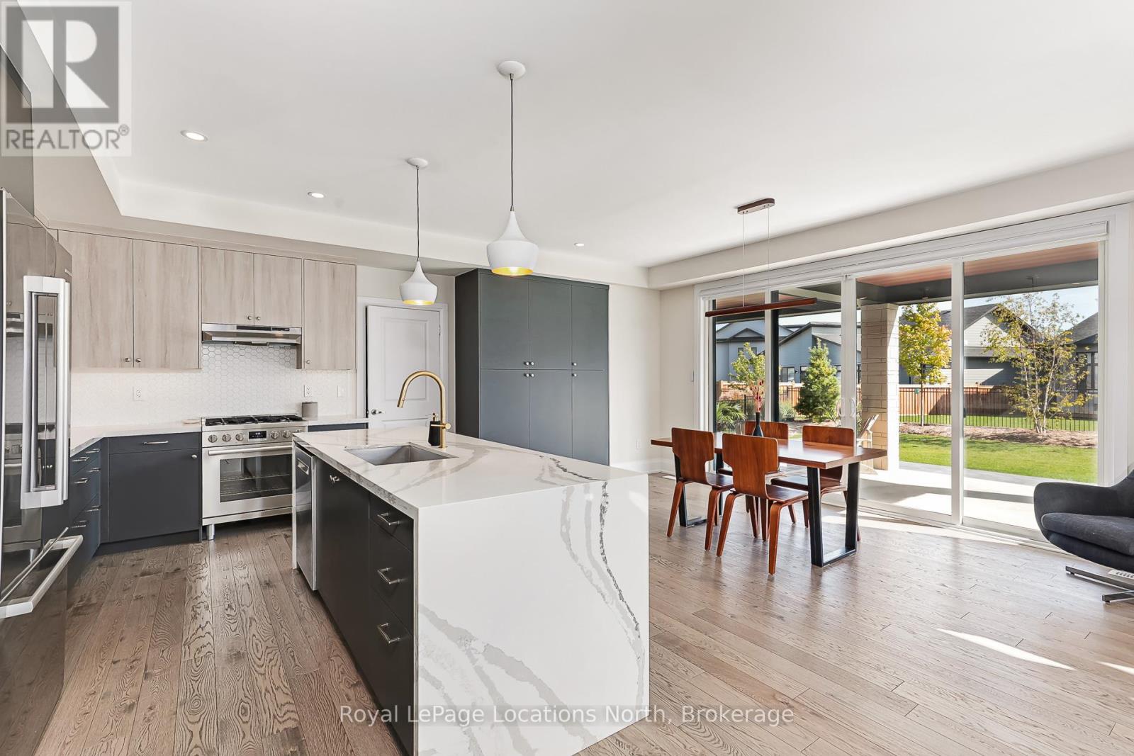 143 Springside Crescent, Blue Mountains, Ontario  L9Y 5J6 - Photo 17 - X12451159
