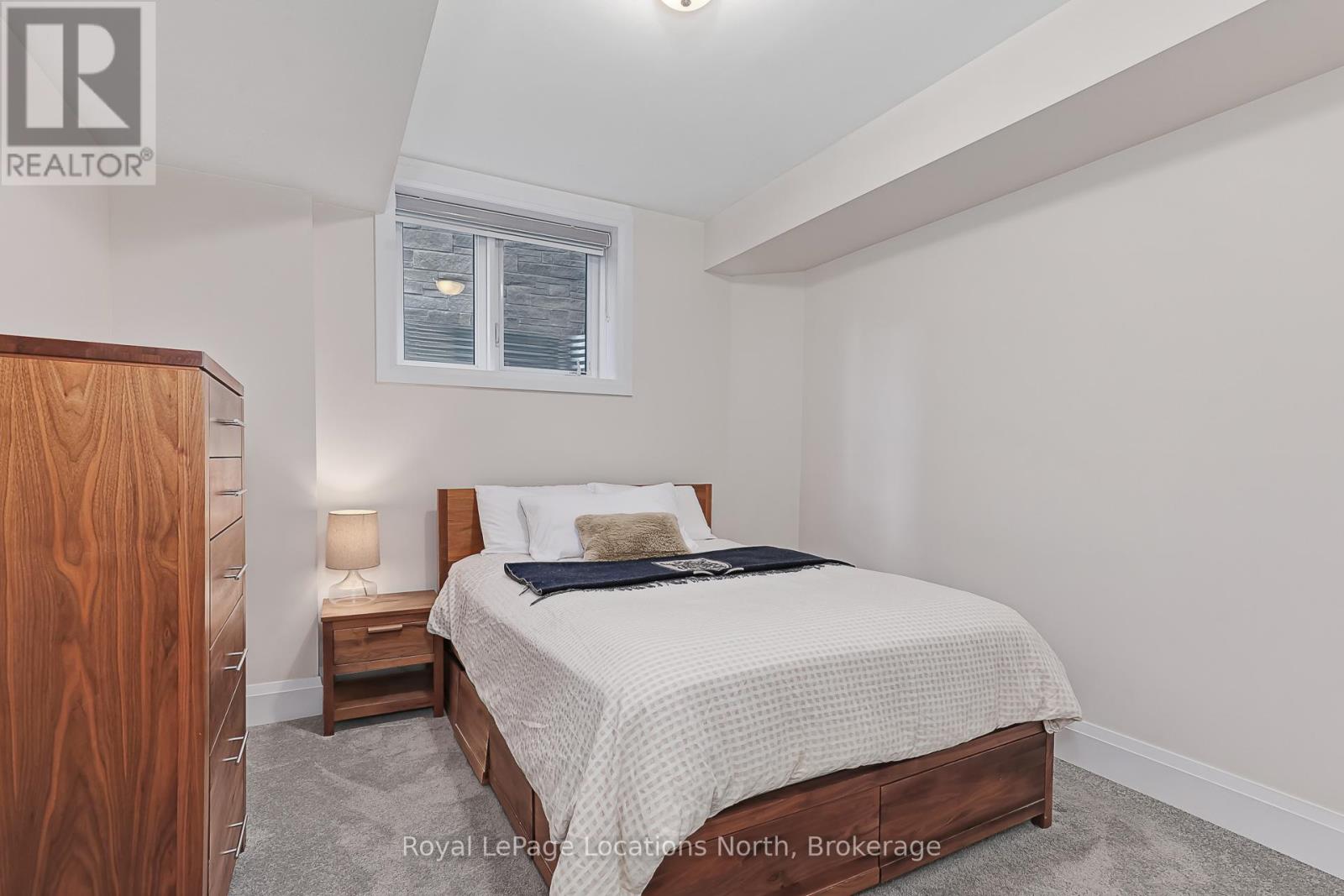 143 Springside Crescent, Blue Mountains, Ontario  L9Y 5J6 - Photo 44 - X12451159