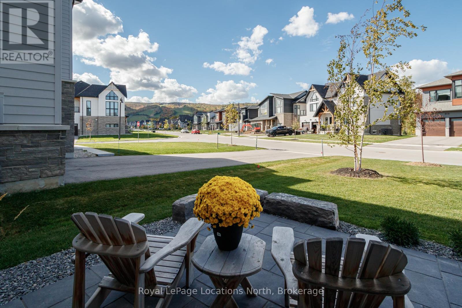 143 Springside Crescent, Blue Mountains, Ontario  L9Y 5J6 - Photo 6 - X12451159