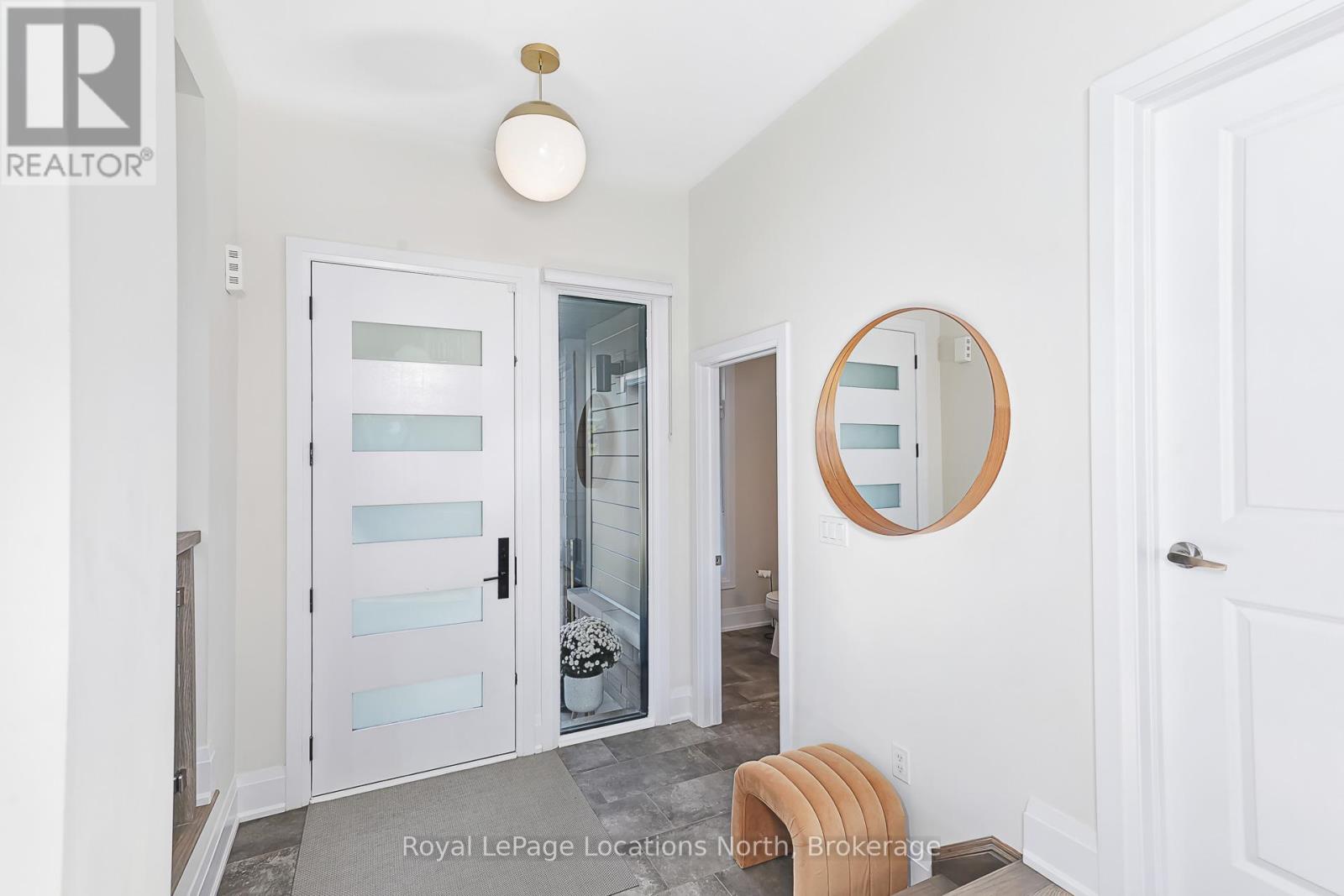 143 Springside Crescent, Blue Mountains, Ontario  L9Y 5J6 - Photo 7 - X12451159