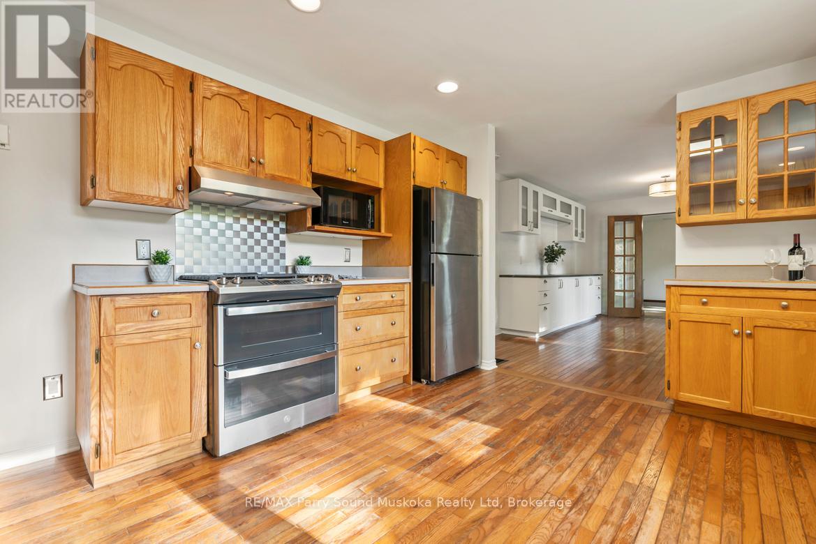 9 Addie Street, Parry Sound, Ontario  P2A 2J9 - Photo 13 - X12451198