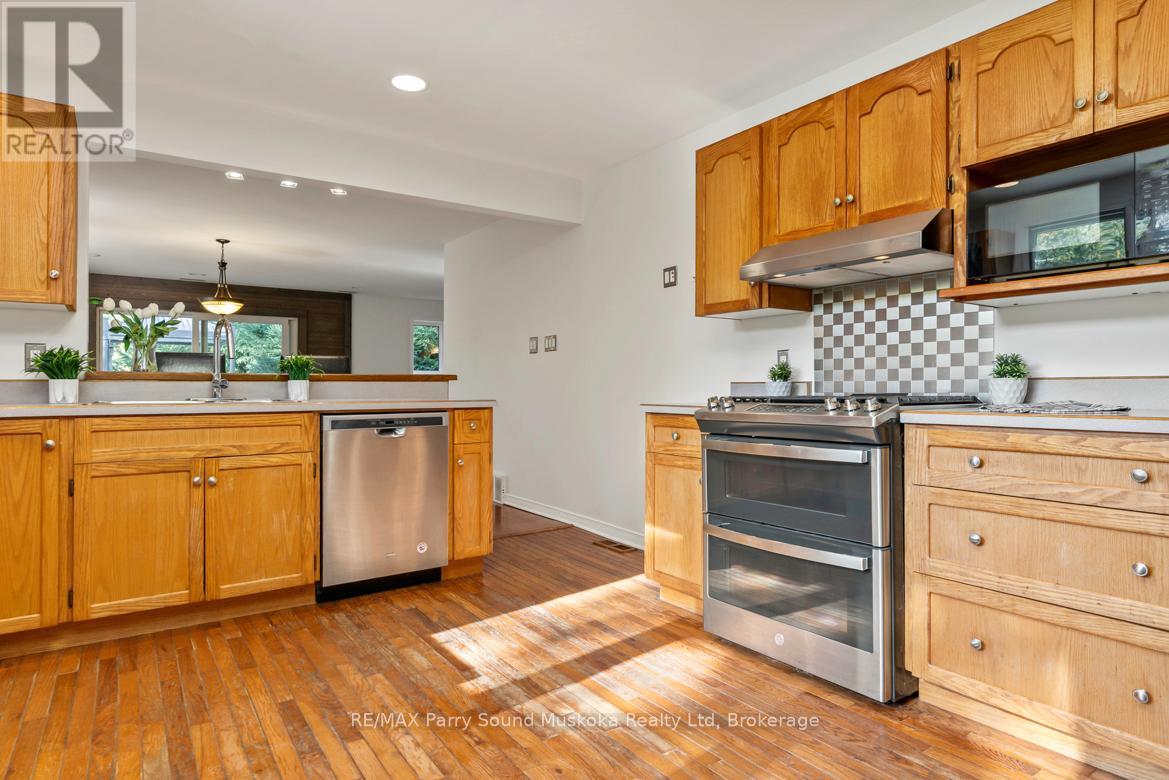 9 Addie Street, Parry Sound, Ontario  P2A 2J9 - Photo 15 - X12451198