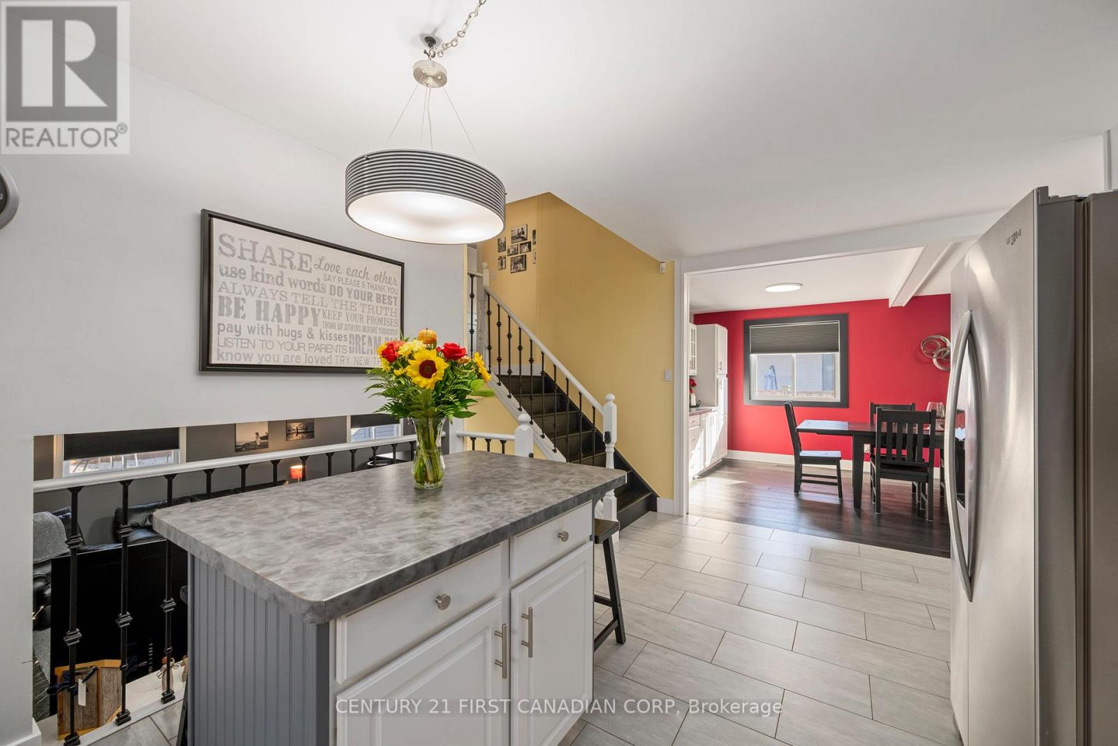 10 Danielle Crescent, London East, Ontario  N5W 5Z1 - Photo 13 - X12451205