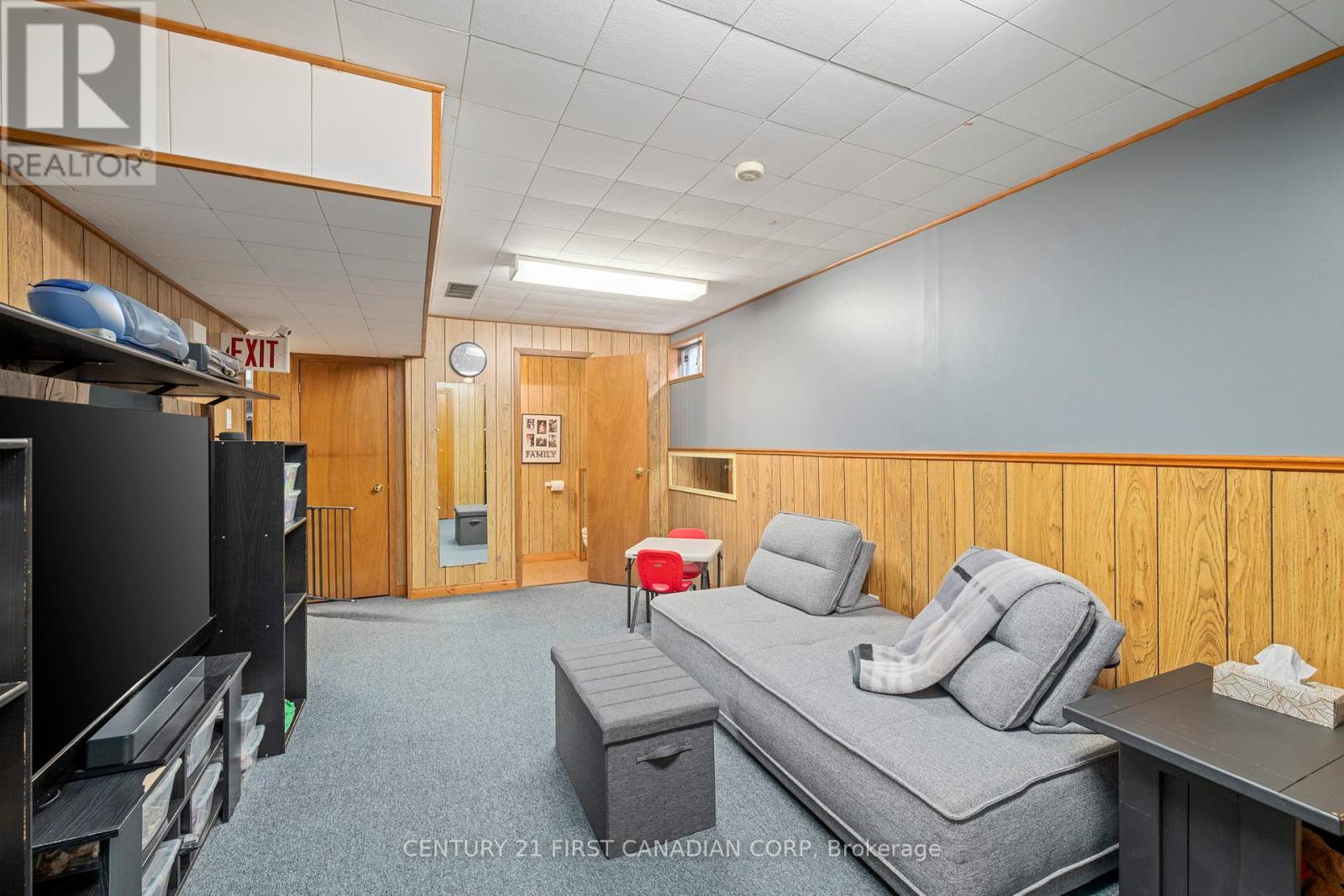 10 Danielle Crescent, London East, Ontario  N5W 5Z1 - Photo 26 - X12451205