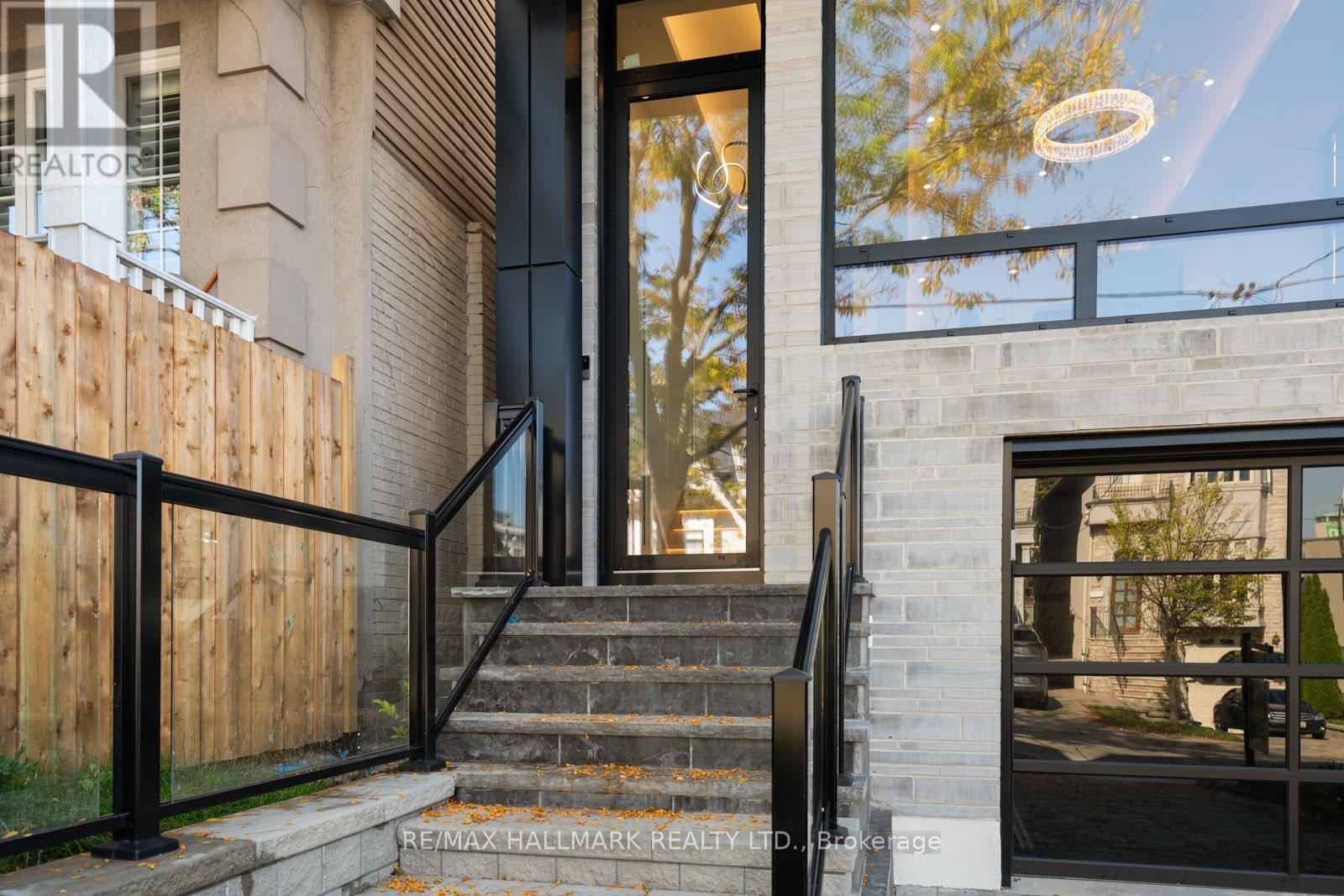 359 Cranbrooke Avenue, Toronto, Ontario  M5M 1N2 - Photo 3 - C12449819