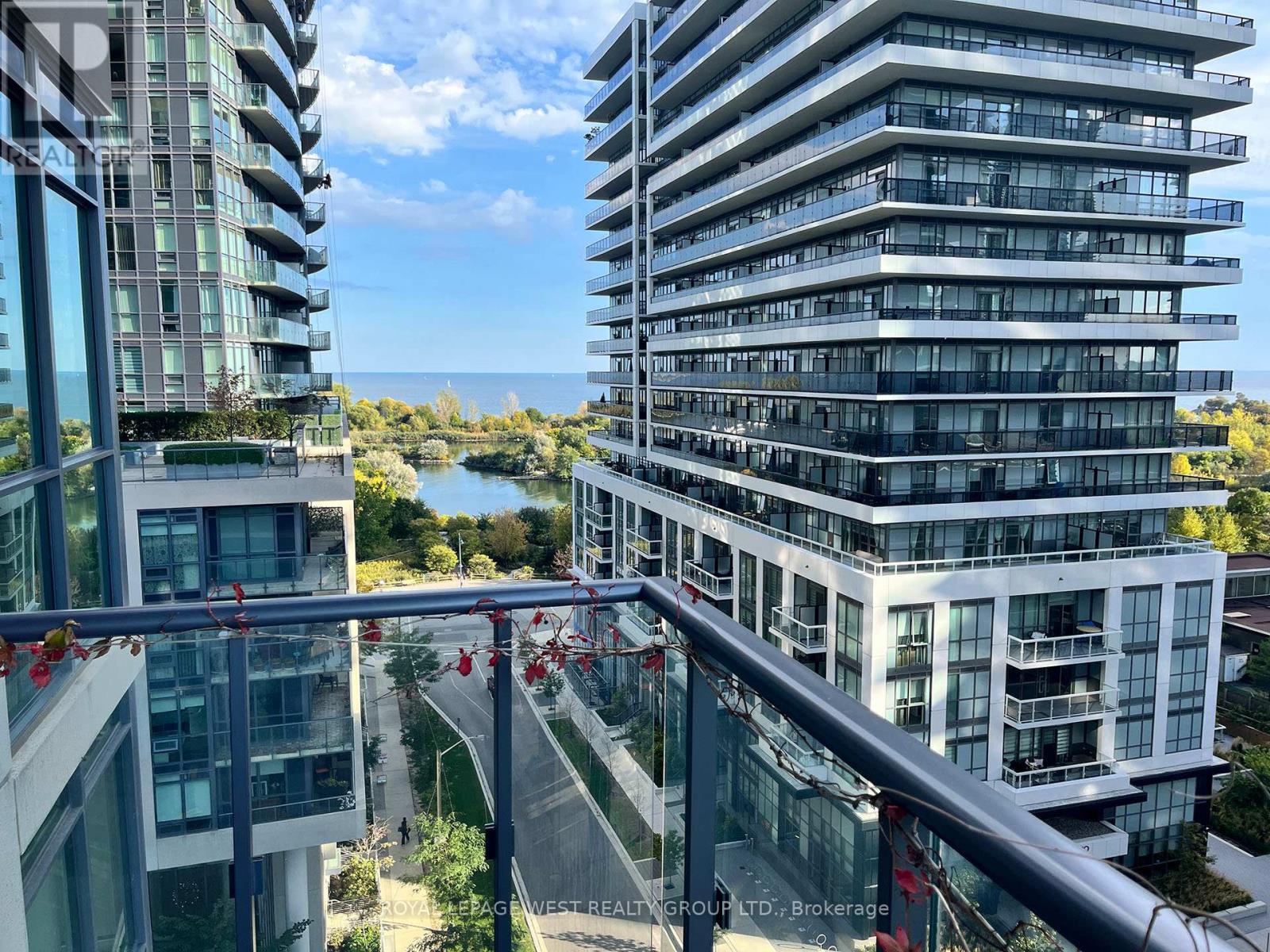 915 - 60 Annie Craig Drive, Toronto, Ontario  M8V 0C5 - Photo 8 - W12449191