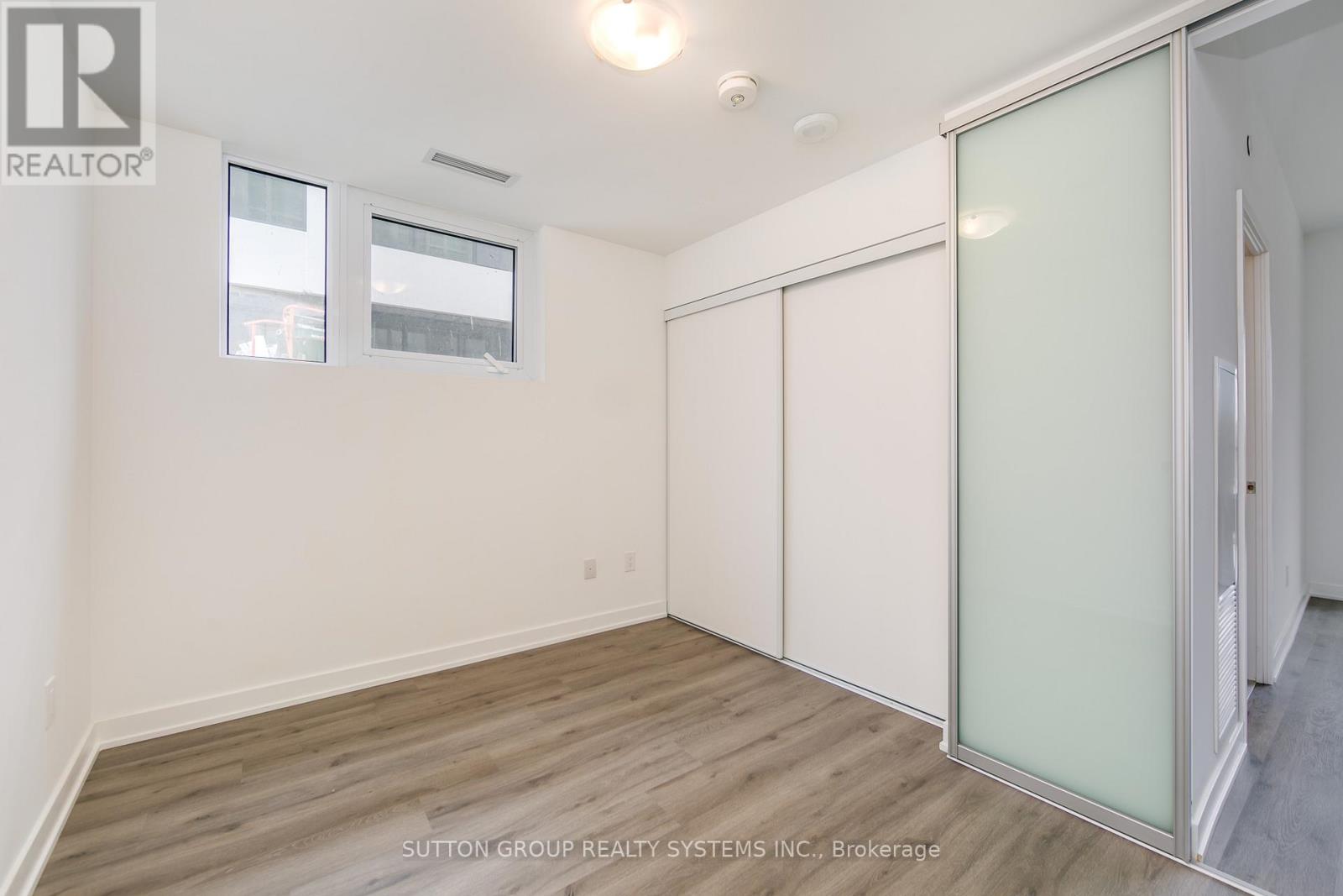 204 - 3005 Pine Glen Road, Oakville, Ontario  L6M 5P5 - Photo 14 - W12451136
