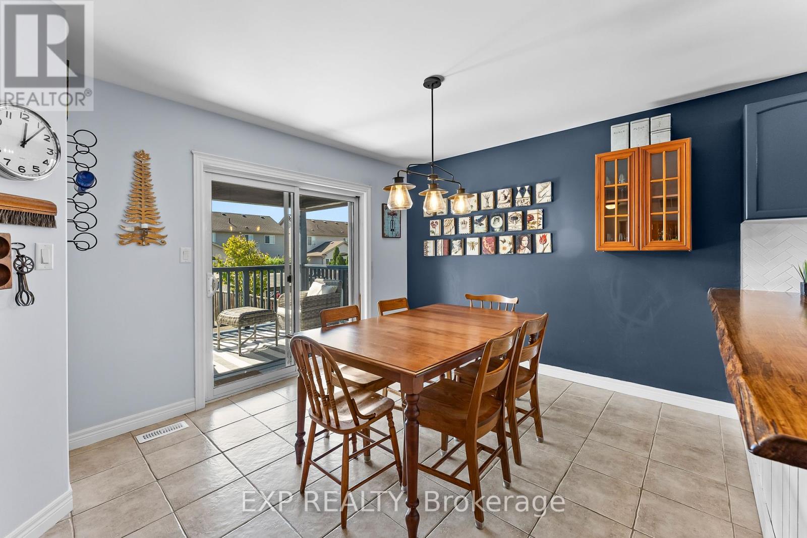 8 Lindan Street, West Lincoln, Ontario  L0R 2A0 - Photo 14 - X12451184