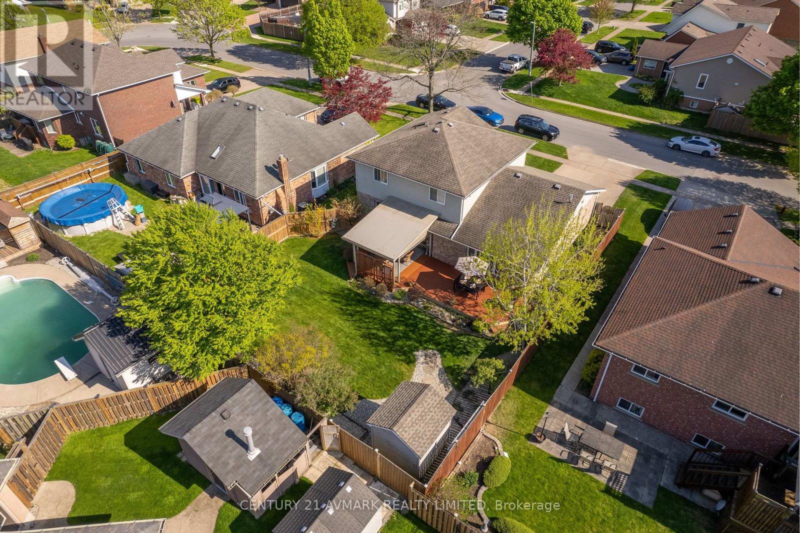154 Michael Drive, Welland, Ontario  L3C 7B7 - Photo 38 - X12451185