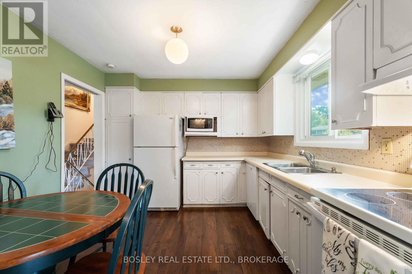 27 Meadowlark Crescent, St. Catharines, Ontario  L2N 2M6 - Photo 13 - X12451197