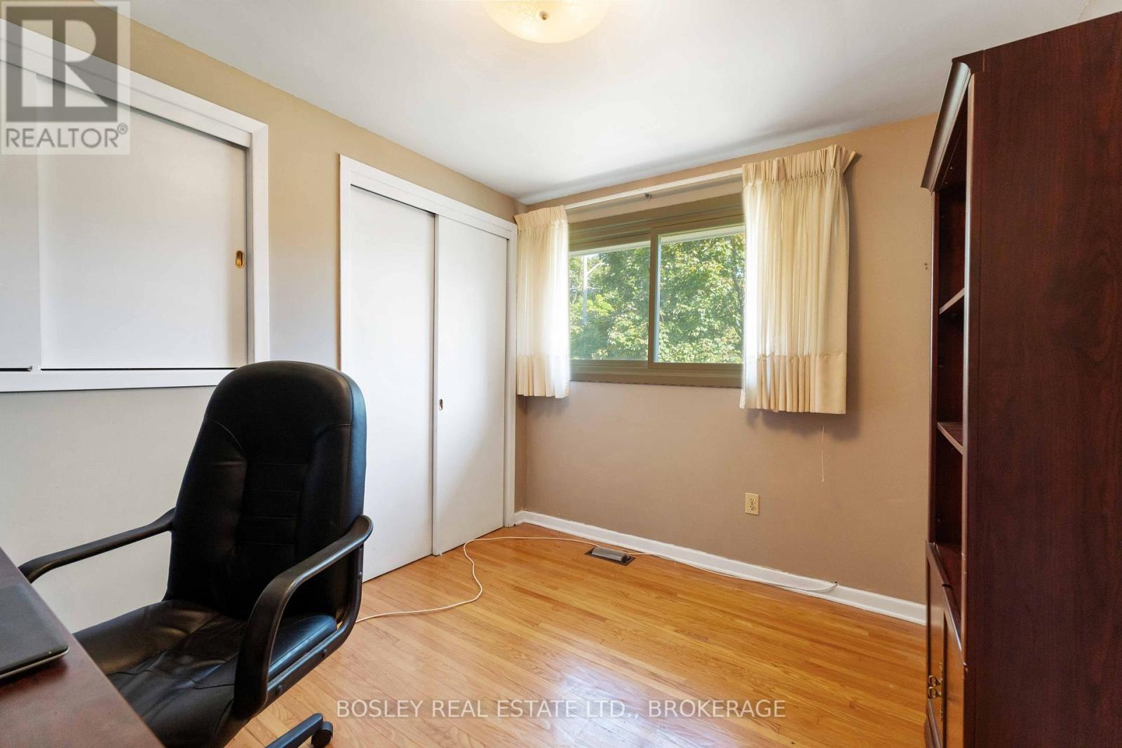 27 Meadowlark Crescent, St. Catharines, Ontario  L2N 2M6 - Photo 23 - X12451197