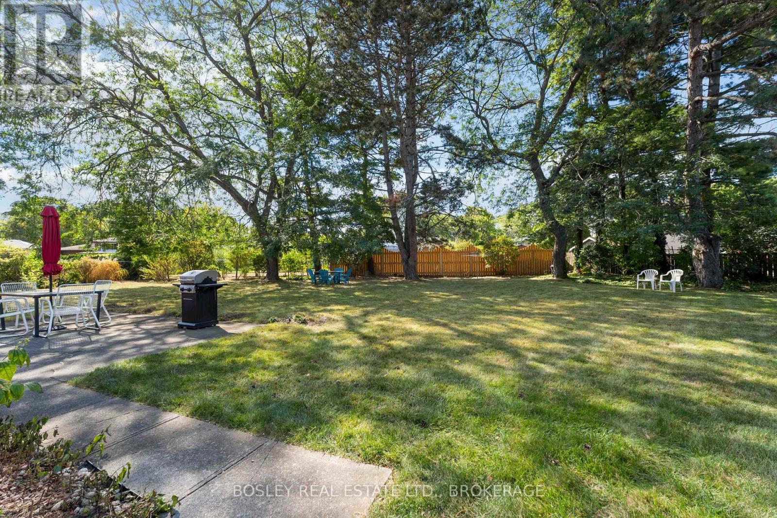 27 Meadowlark Crescent, St. Catharines, Ontario  L2N 2M6 - Photo 32 - X12451197