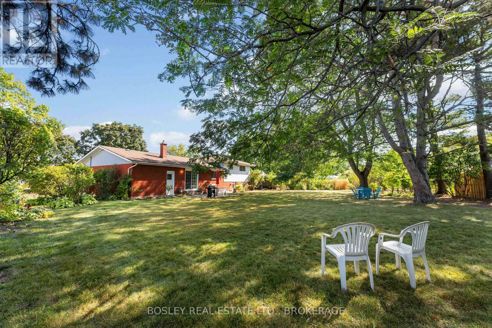 27 Meadowlark Crescent, St. Catharines, Ontario  L2N 2M6 - Photo 33 - X12451197