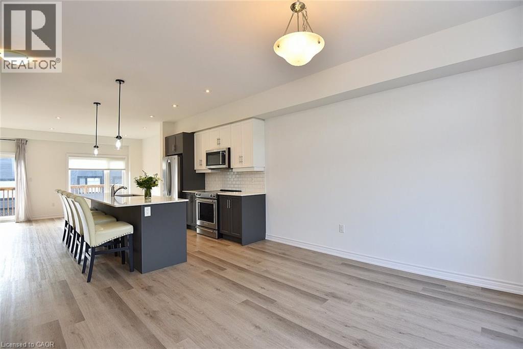 54 Capstone Lane, Hamilton, Ontario  L9C 0E8 - Photo 13 - 40770156