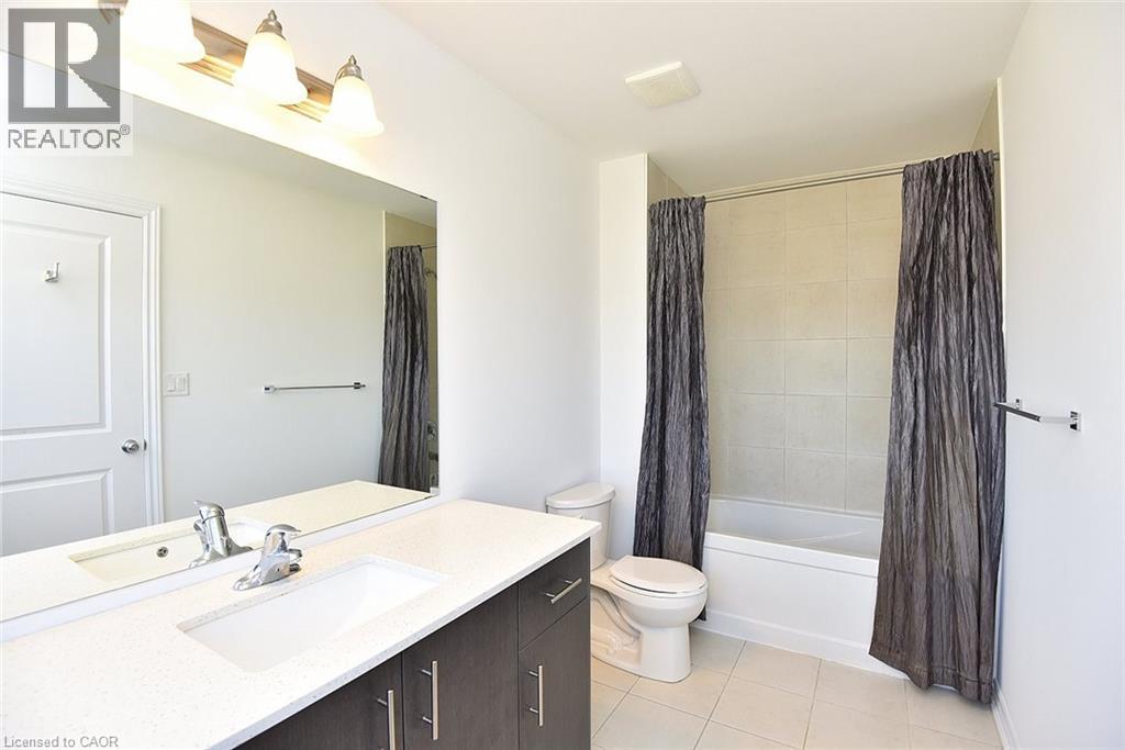 54 Capstone Lane, Hamilton, Ontario  L9C 0E8 - Photo 38 - 40770156