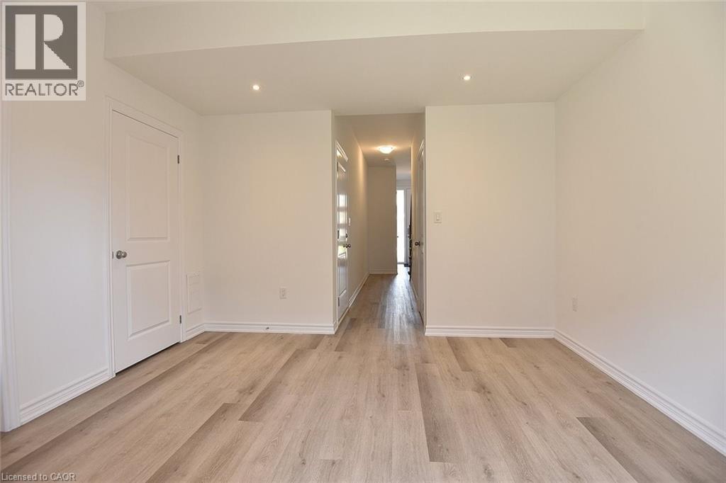 54 Capstone Lane, Hamilton, Ontario  L9C 0E8 - Photo 29 - 40770156