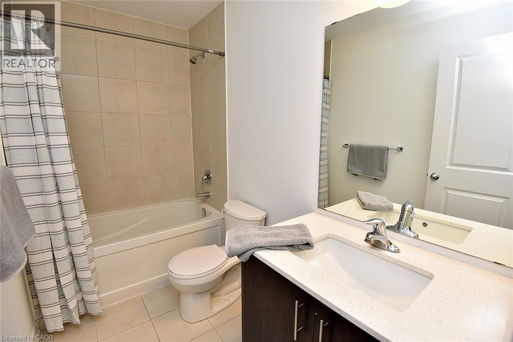 54 Capstone Lane, Hamilton, Ontario  L9C 0E8 - Photo 44 - 40770156