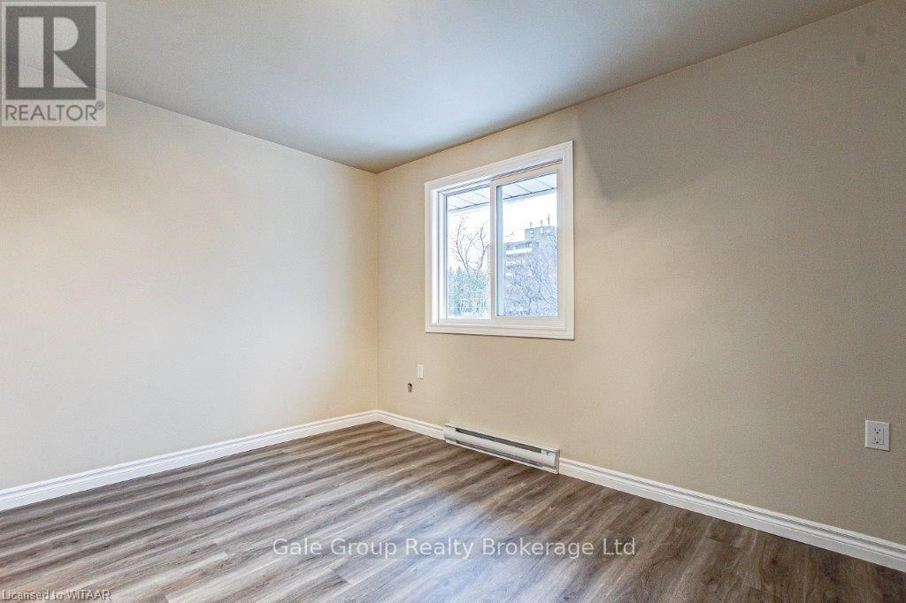 3 - 880 James Street, Woodstock, Ontario  N4S 8P8 - Photo 4 - X12451188