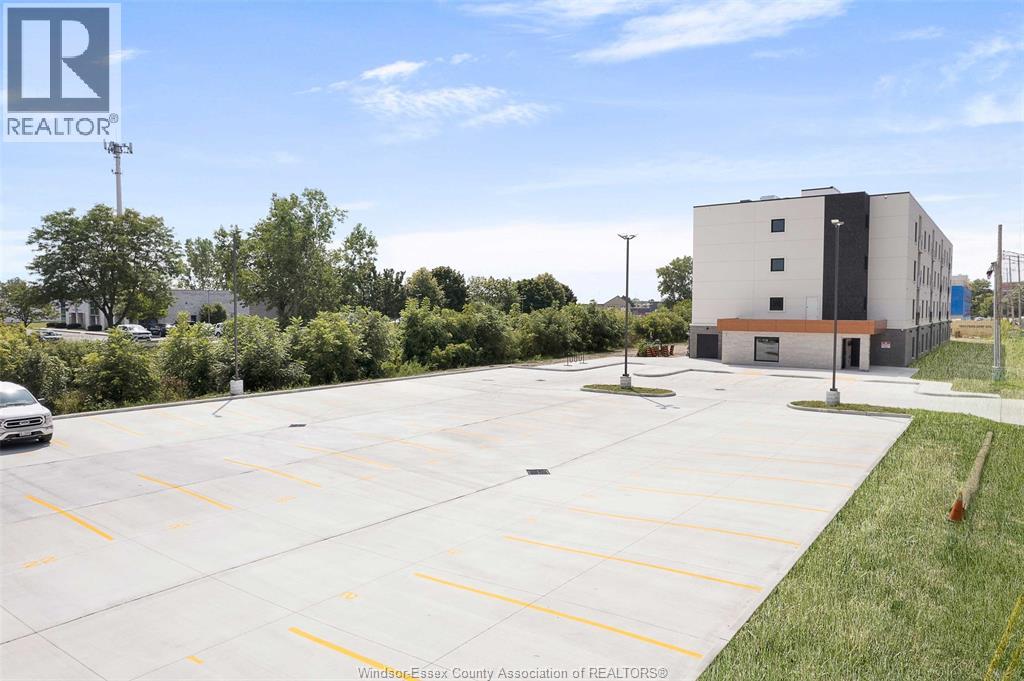 755 Grand Marais Unit# 102, Windsor, Ontario  N8X 3H8 - Photo 12 - 25025622