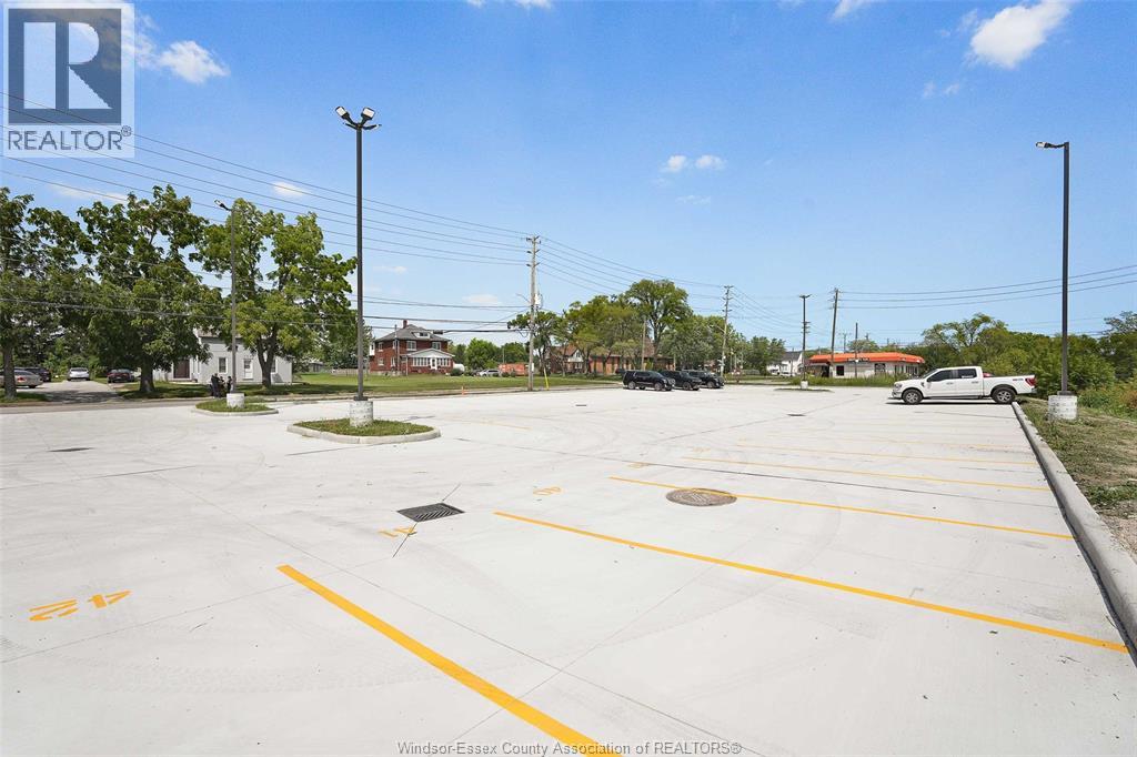 755 Grand Marais Unit# 102, Windsor, Ontario  N8X 3H8 - Photo 21 - 25025622