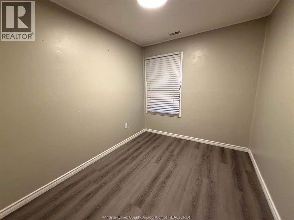 768 Bridge, Windsor, Ontario  N9B 2M6 - Photo 12 - 25025600