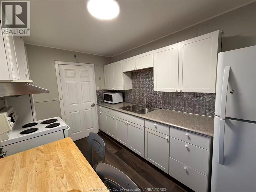 768 Bridge, Windsor, Ontario  N9B 2M6 - Photo 4 - 25025600