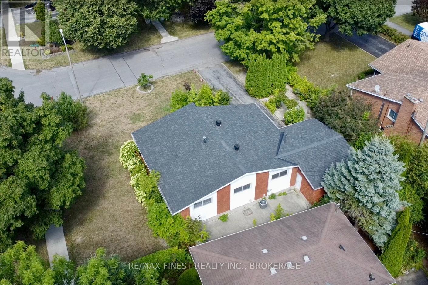 5 Michael Grass Crescent, Kingston, Ontario  K7M 2W2 - Photo 35 - X12412159