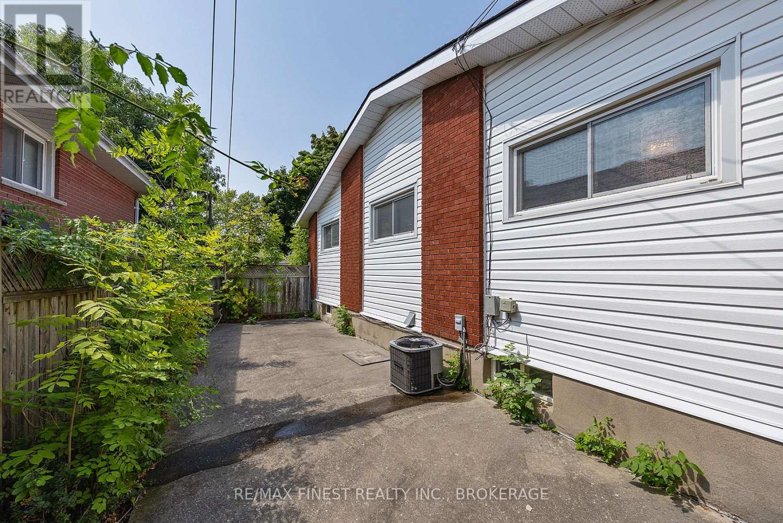 5 Michael Grass Crescent, Kingston, Ontario  K7M 2W2 - Photo 34 - X12412159