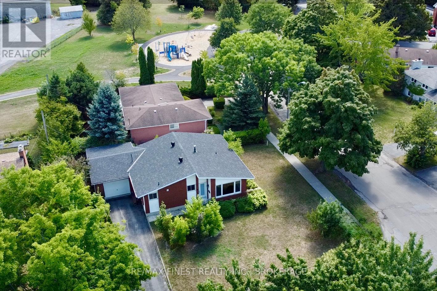 5 Michael Grass Crescent, Kingston, Ontario  K7M 2W2 - Photo 37 - X12412159