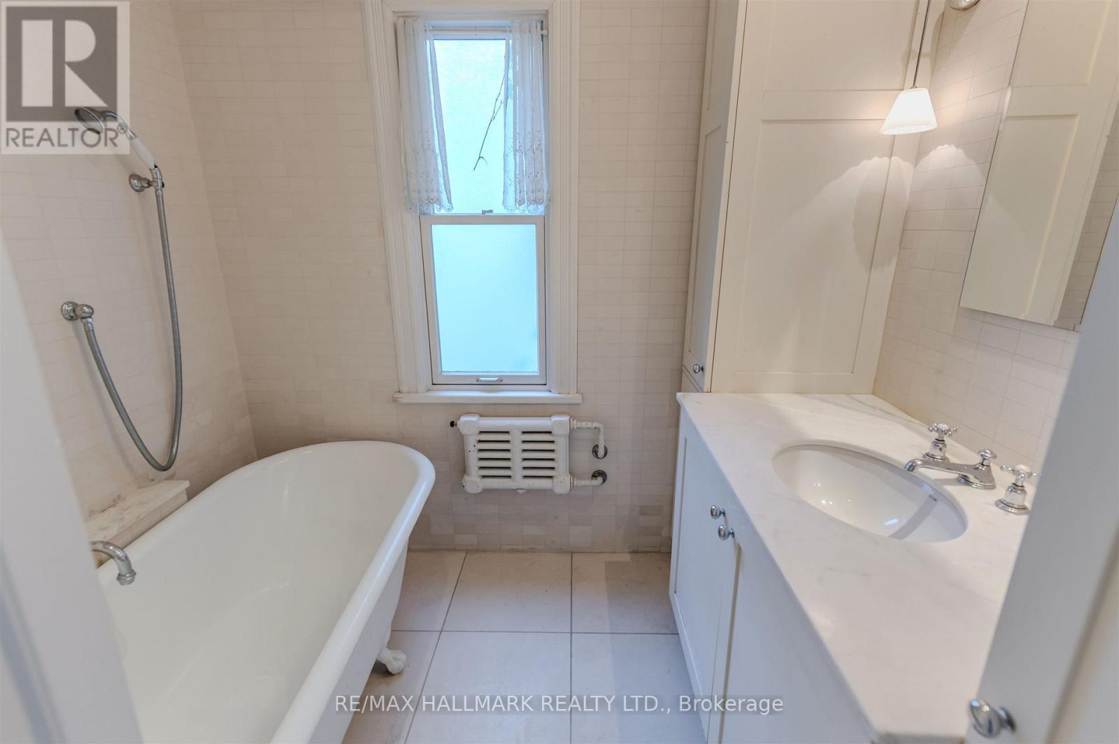 155 Major Street, Toronto, Ontario  M5S 2K9 - Photo 16 - C12451153