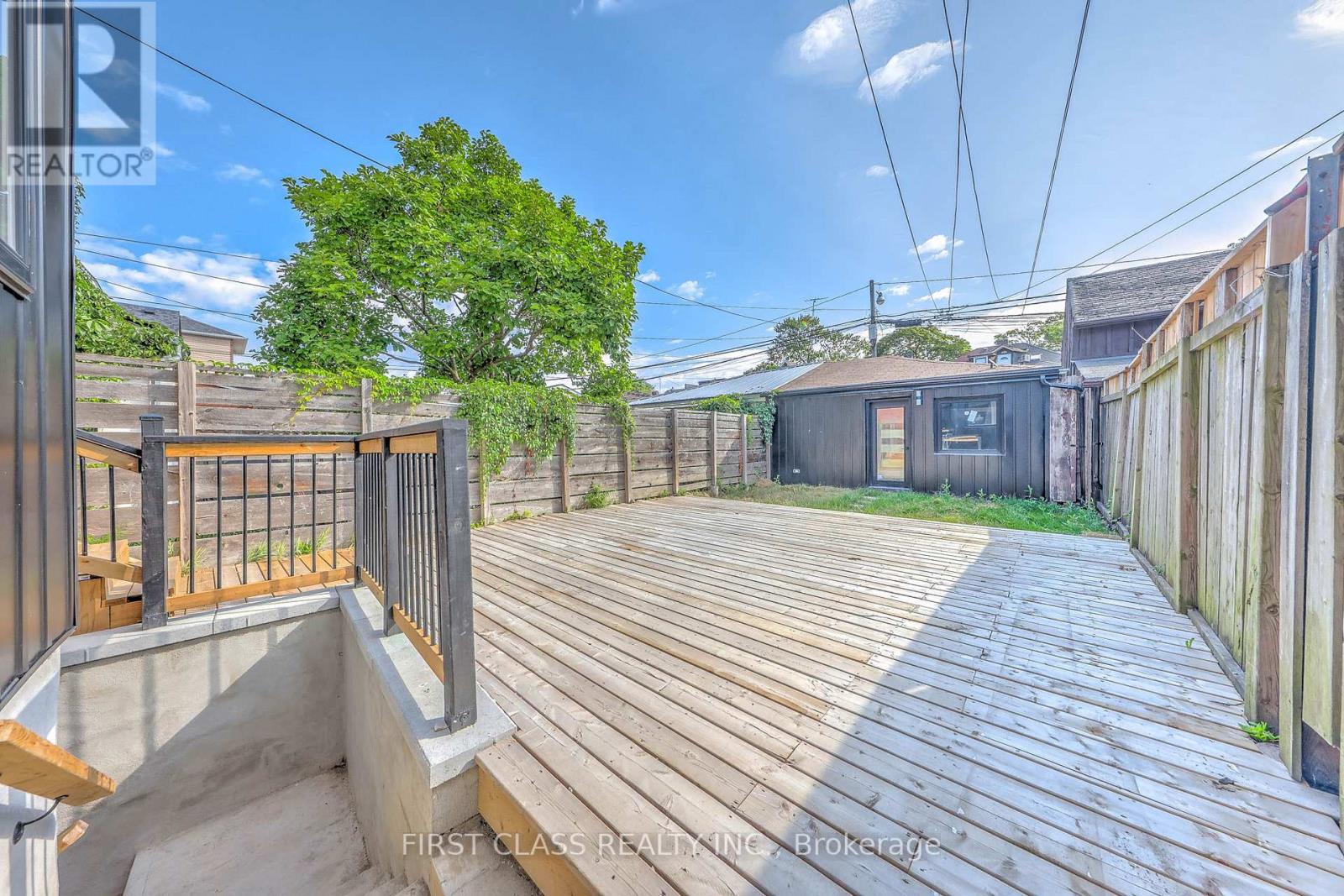 431 Roxton Road, Toronto, Ontario  M6G 3R5 - Photo 39 - C12451154
