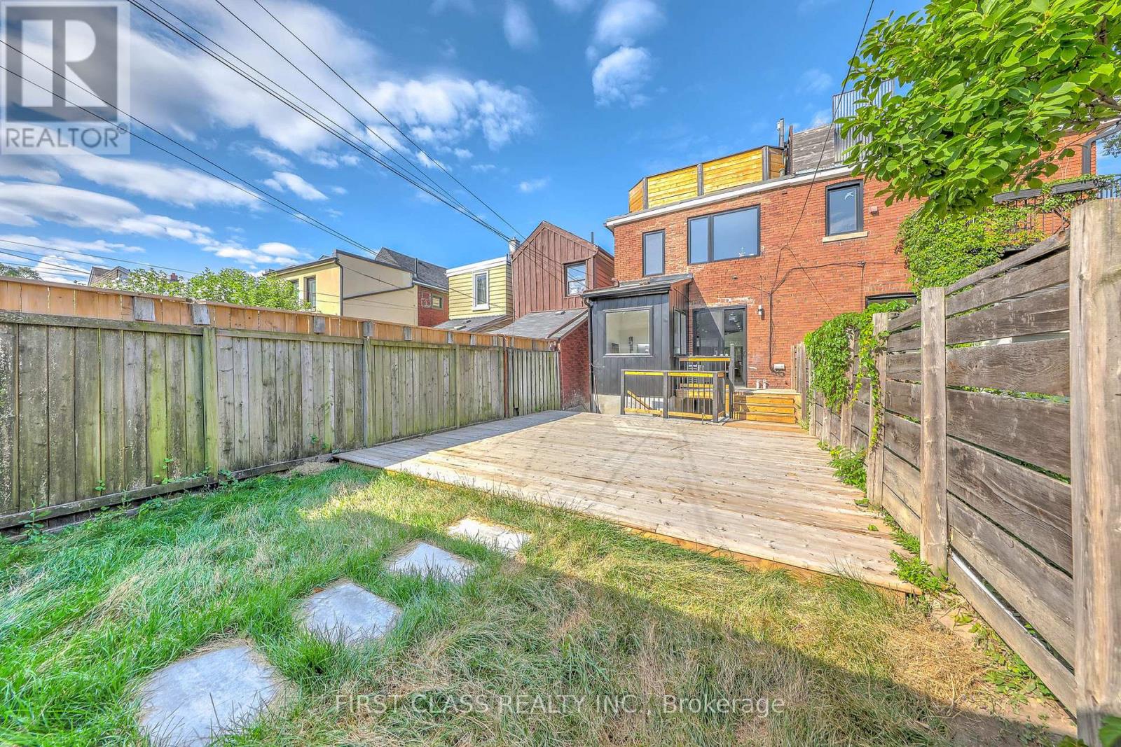 431 Roxton Road, Toronto, Ontario  M6G 3R5 - Photo 46 - C12451154