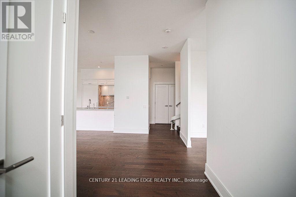 139 - 20 Inn On The Pk Drive, Toronto, Ontario  M3C 0P8 - Photo 7 - C12451165