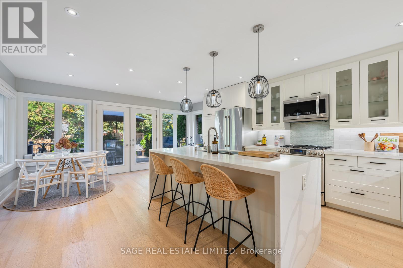 10 Lionel Heights Crescent, Toronto (Parkwoods-Donalda), Ontario  M3A 1L9 - Photo 10 - C12451172