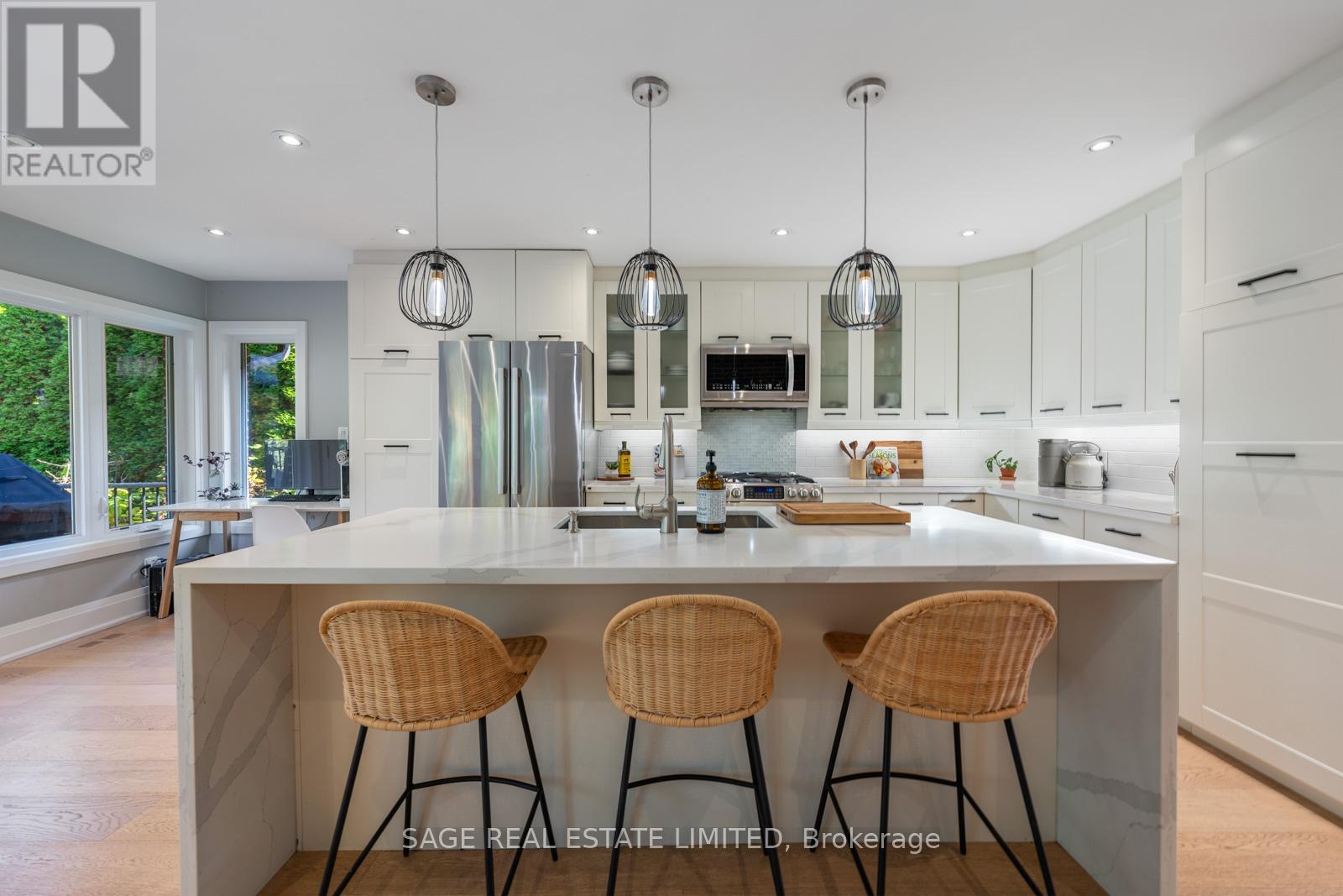 10 Lionel Heights Crescent, Toronto (Parkwoods-Donalda), Ontario  M3A 1L9 - Photo 11 - C12451172
