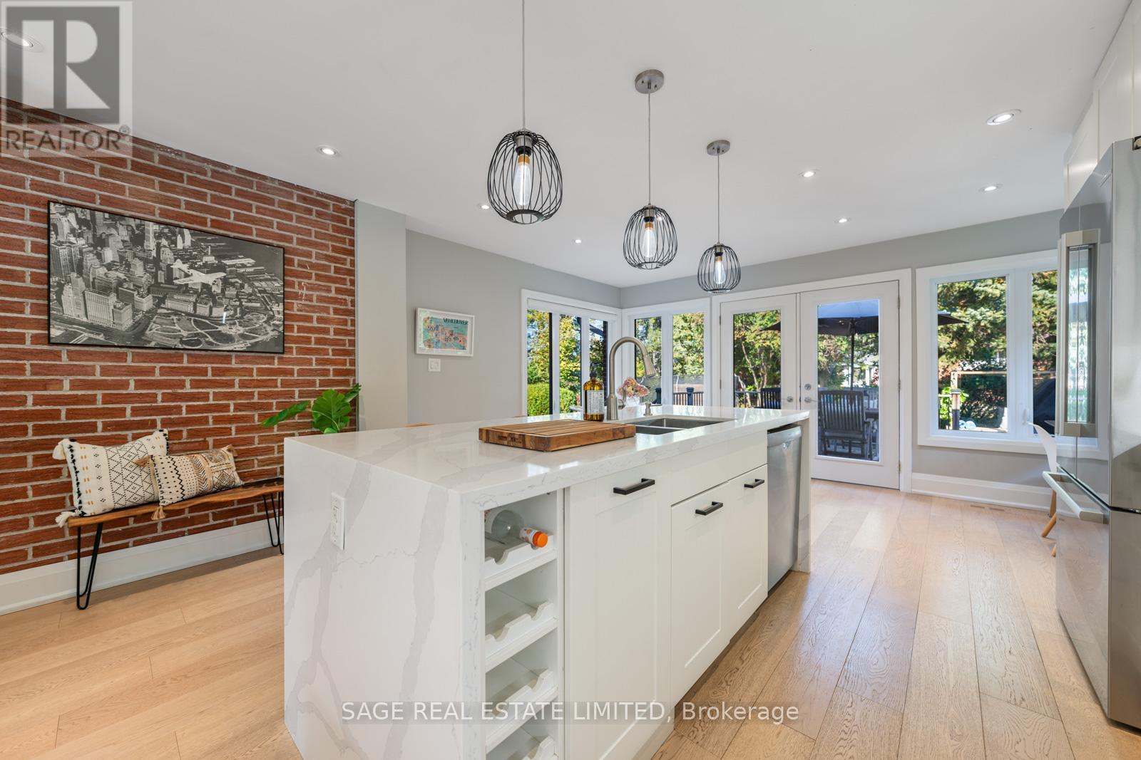 10 Lionel Heights Crescent, Toronto (Parkwoods-Donalda), Ontario  M3A 1L9 - Photo 13 - C12451172