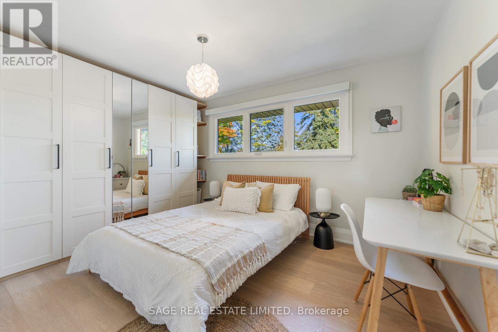 10 Lionel Heights Crescent, Toronto (Parkwoods-Donalda), Ontario  M3A 1L9 - Photo 17 - C12451172