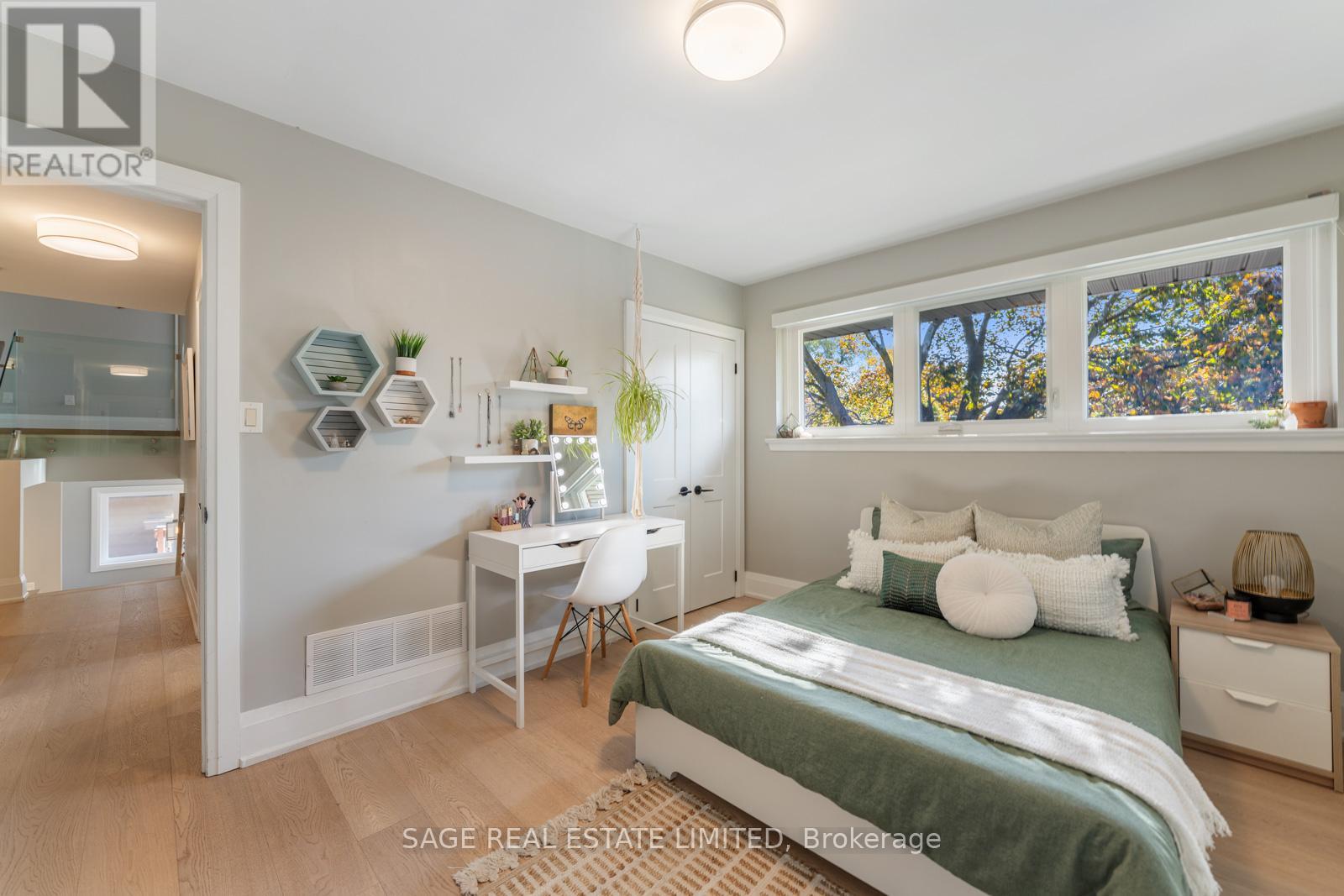 10 Lionel Heights Crescent, Toronto (Parkwoods-Donalda), Ontario  M3A 1L9 - Photo 18 - C12451172