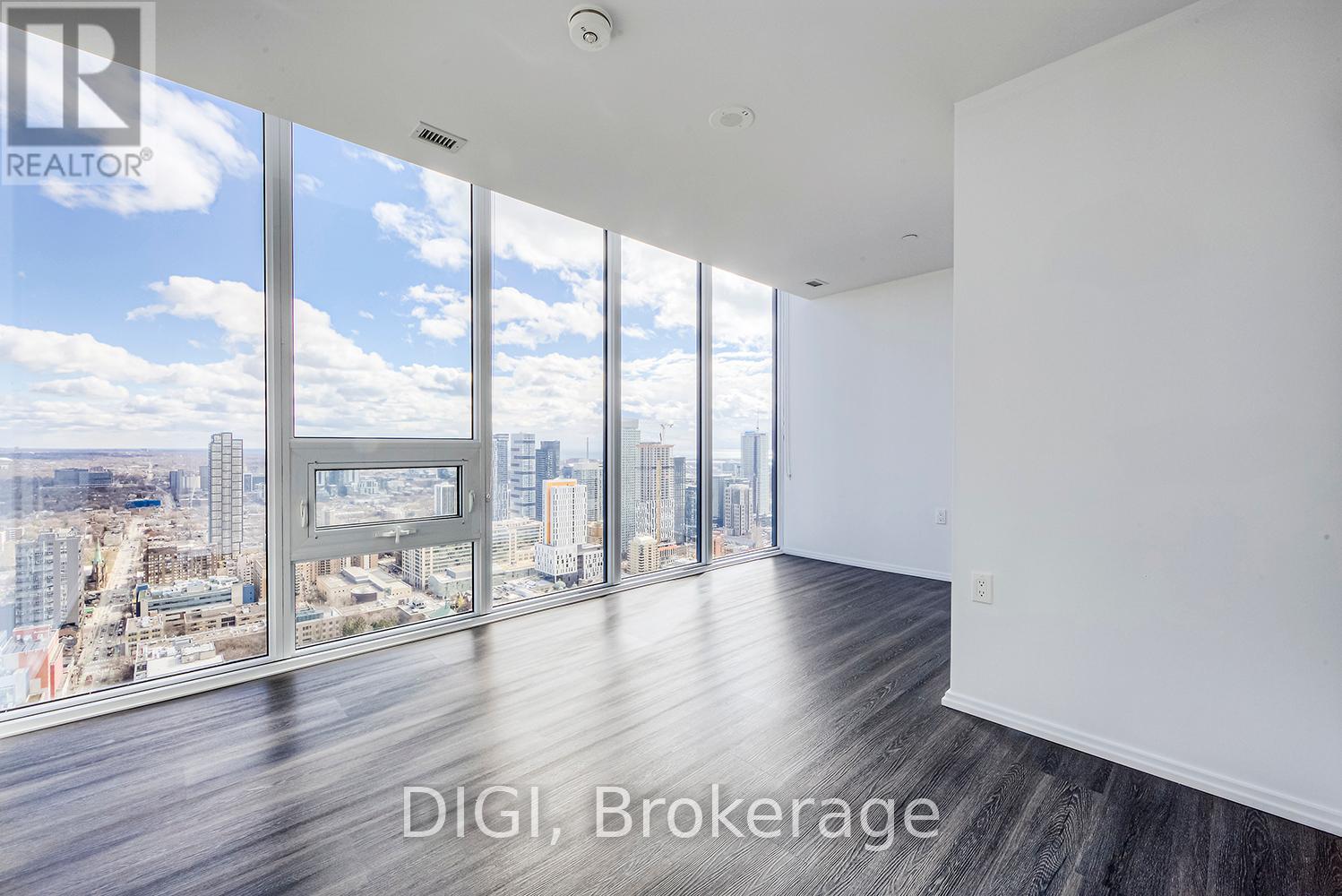 4305 - 55 Gerrard Street W, Toronto, Ontario  M5G 2K2 - Photo 14 - C12451179