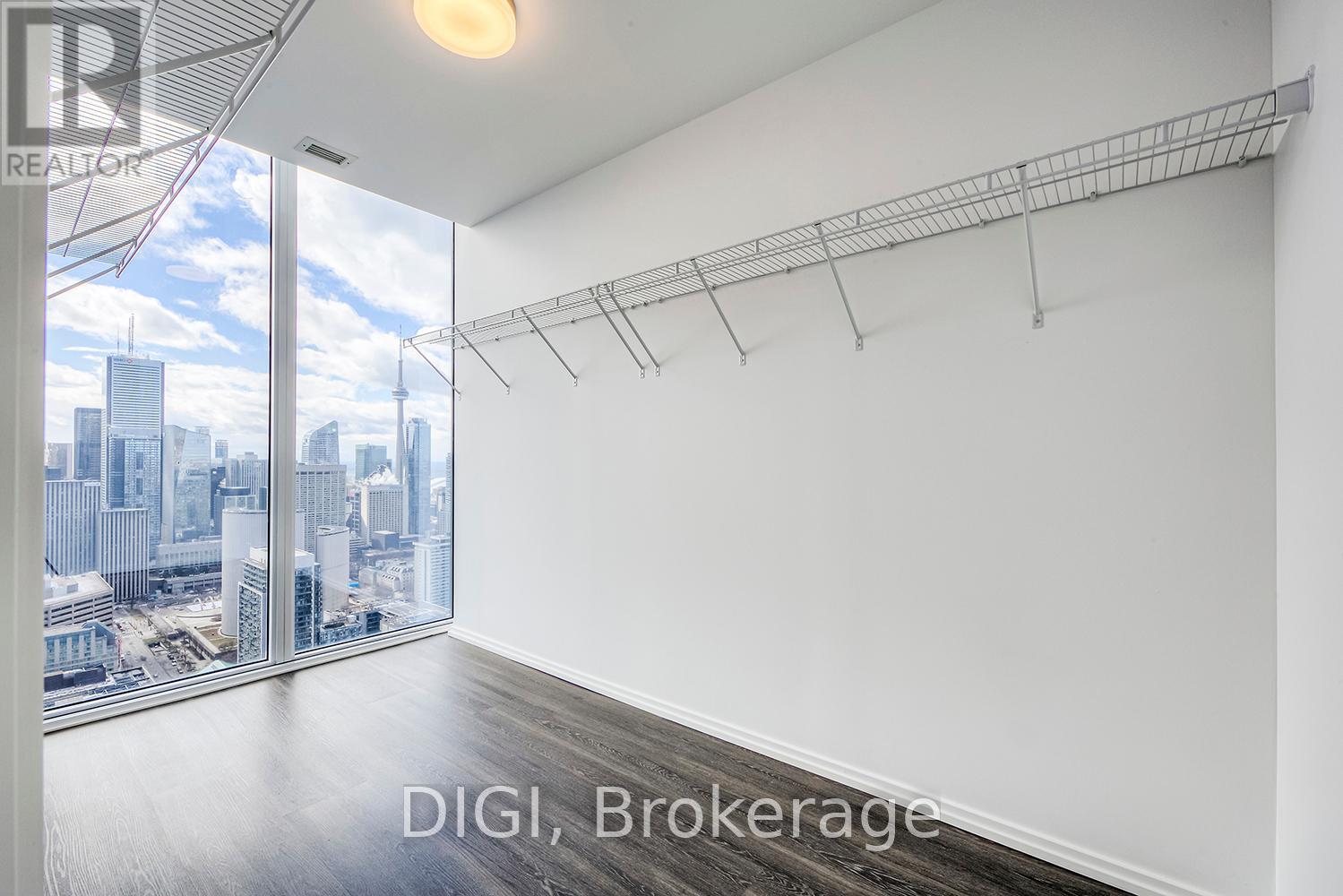 4305 - 55 Gerrard Street W, Toronto, Ontario  M5G 2K2 - Photo 16 - C12451179