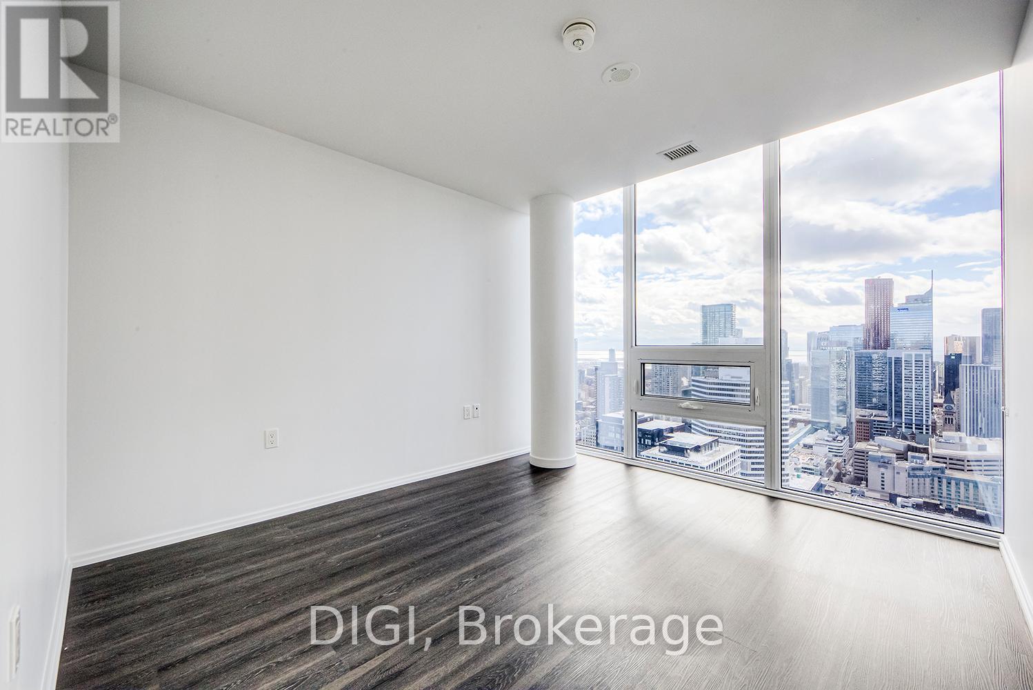 4305 - 55 Gerrard Street W, Toronto, Ontario  M5G 2K2 - Photo 17 - C12451179